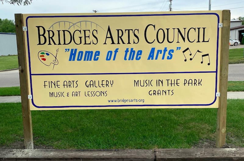 Bridges Arts Sign
